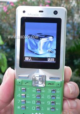 Sony Ericsson "теряет позиции" – китайцы выпустили T650 раньше